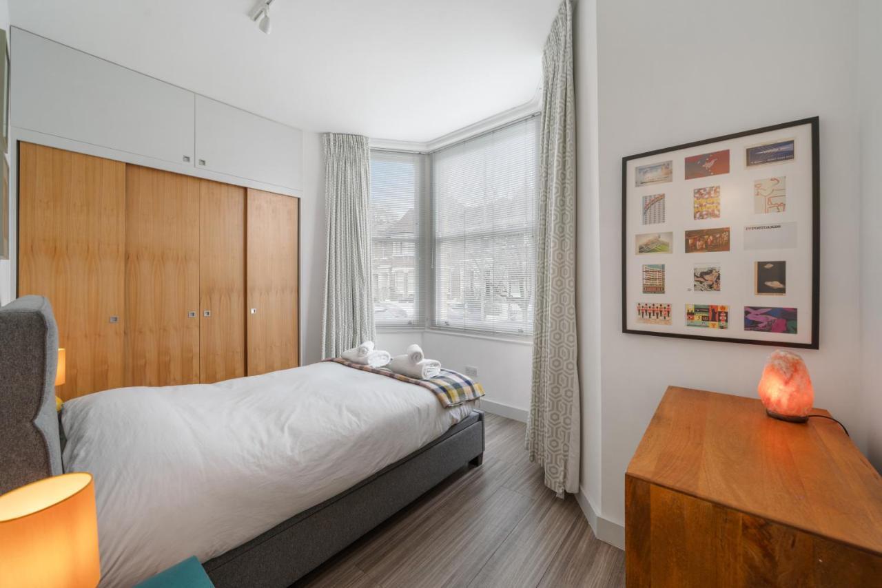 Ickburgh Road Guesthouse Лондон Экстерьер фото